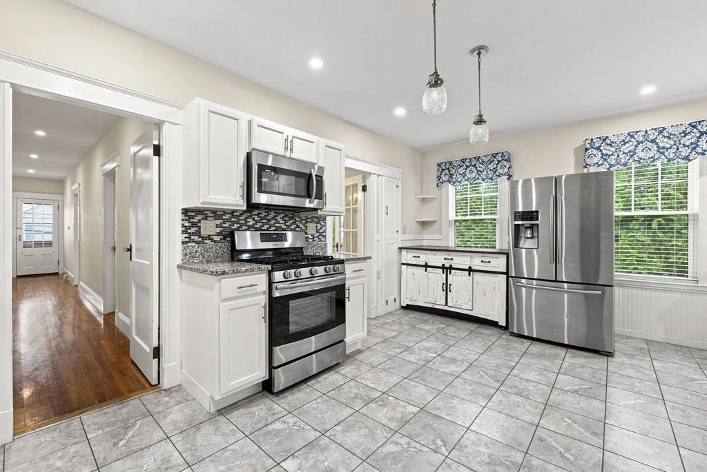 40 County St #2, Peabody