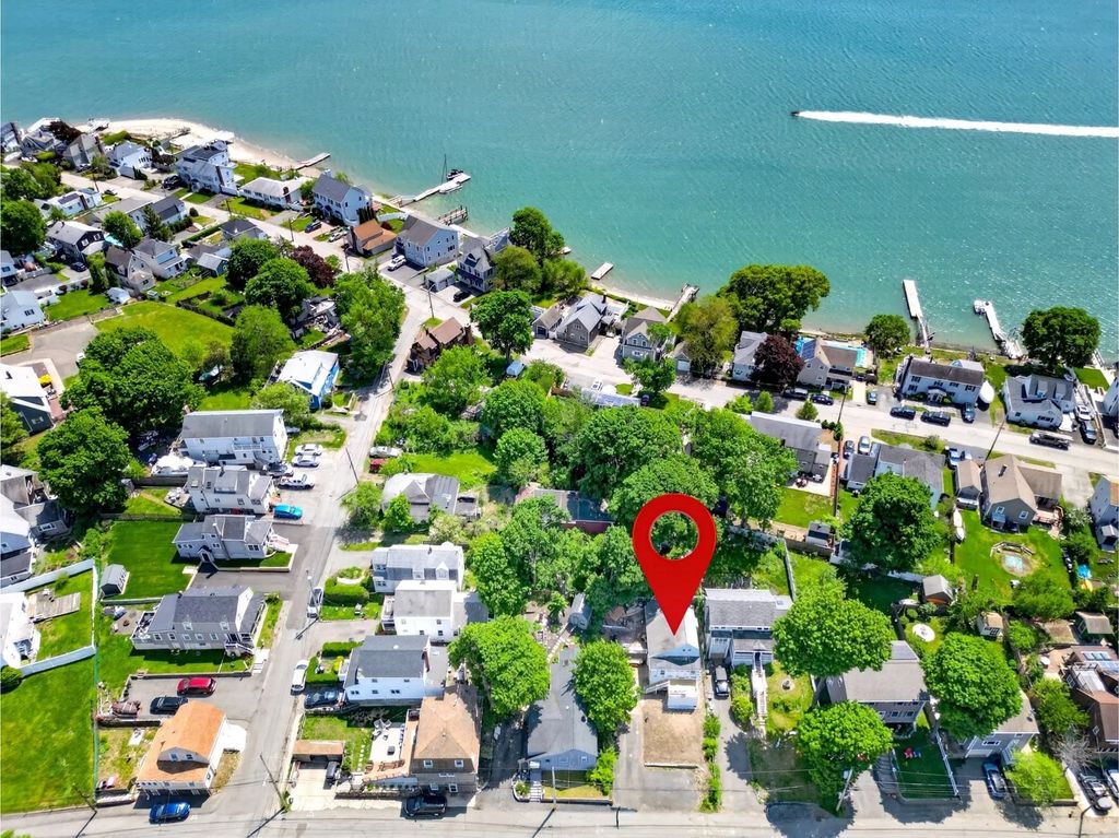 139 Spring St, Quincy