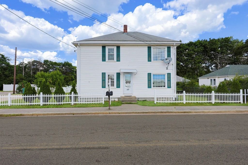117 Bacon St, Attleboro