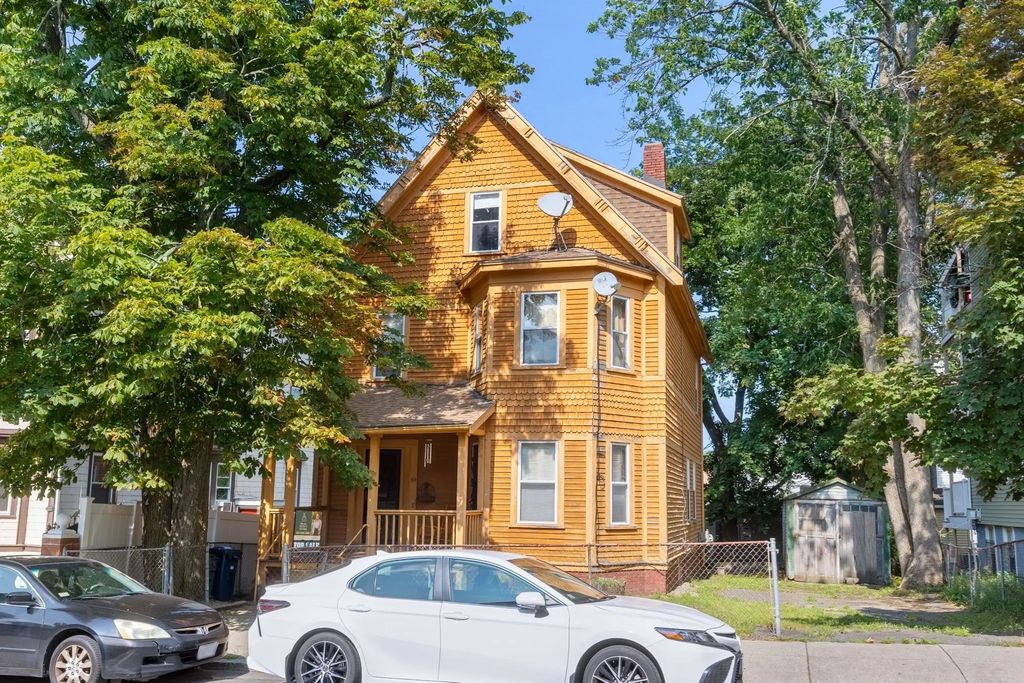 54 Richfield St, Boston