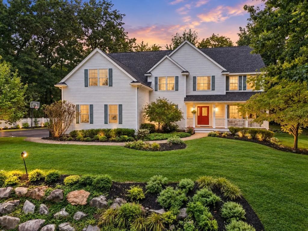 22 R Sawyer Ln, Middleton