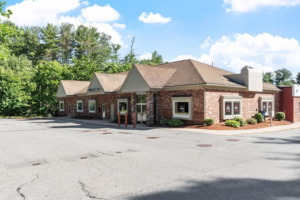 223 Groton Road, Westford