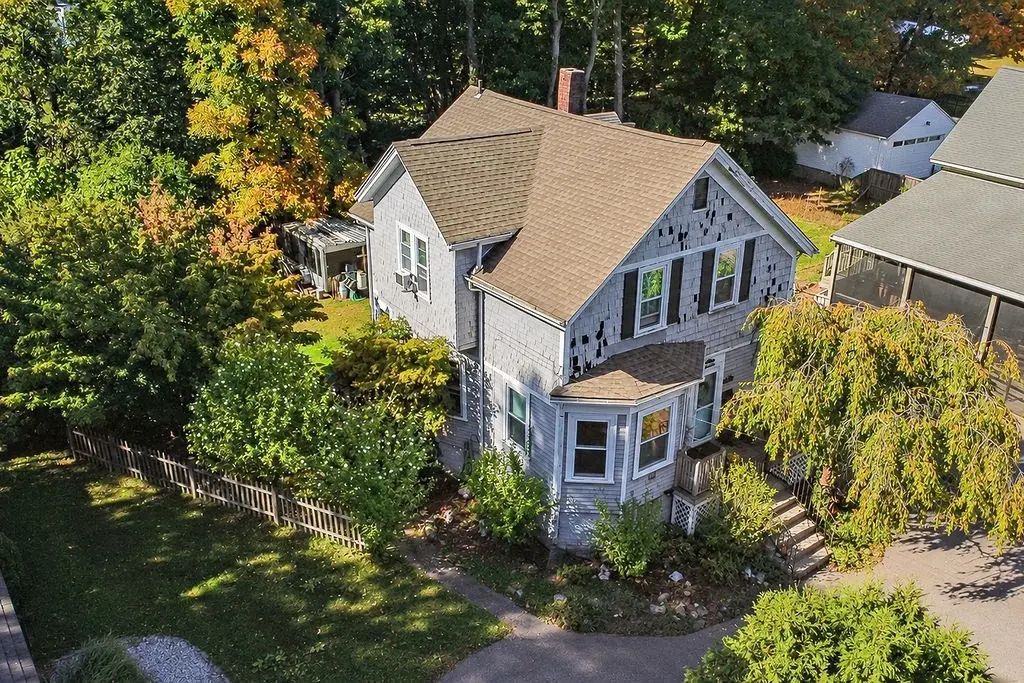 4 Prospect St, North Attleboro