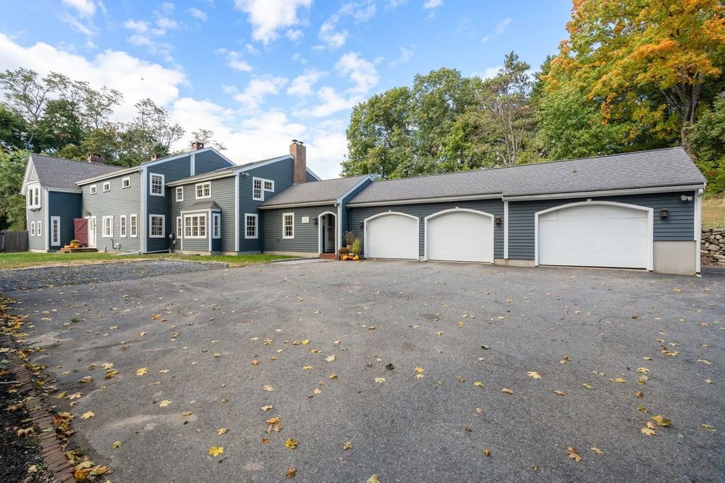 91 Old Sudbury Road, Wayland