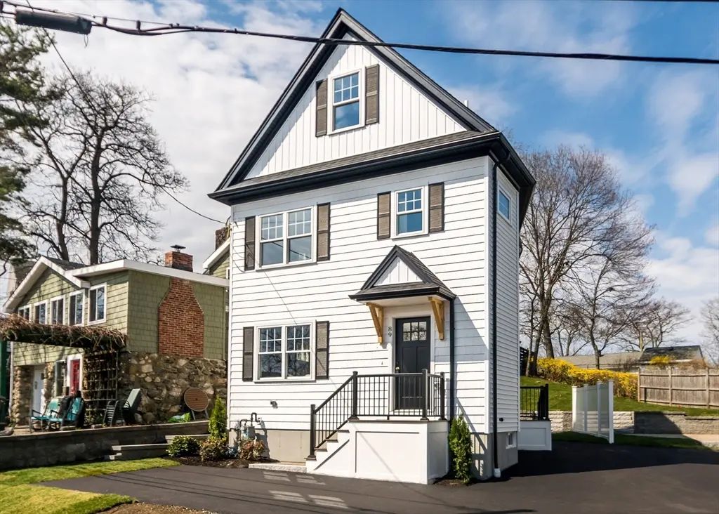 89 Hardy Pond Road, Waltham