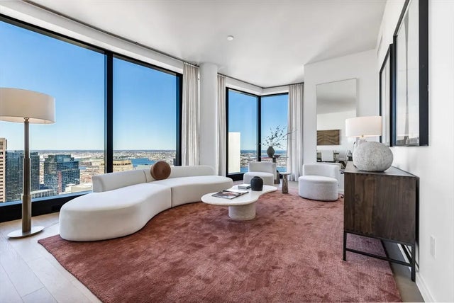 682 Atlantic Ave #49h, Boston