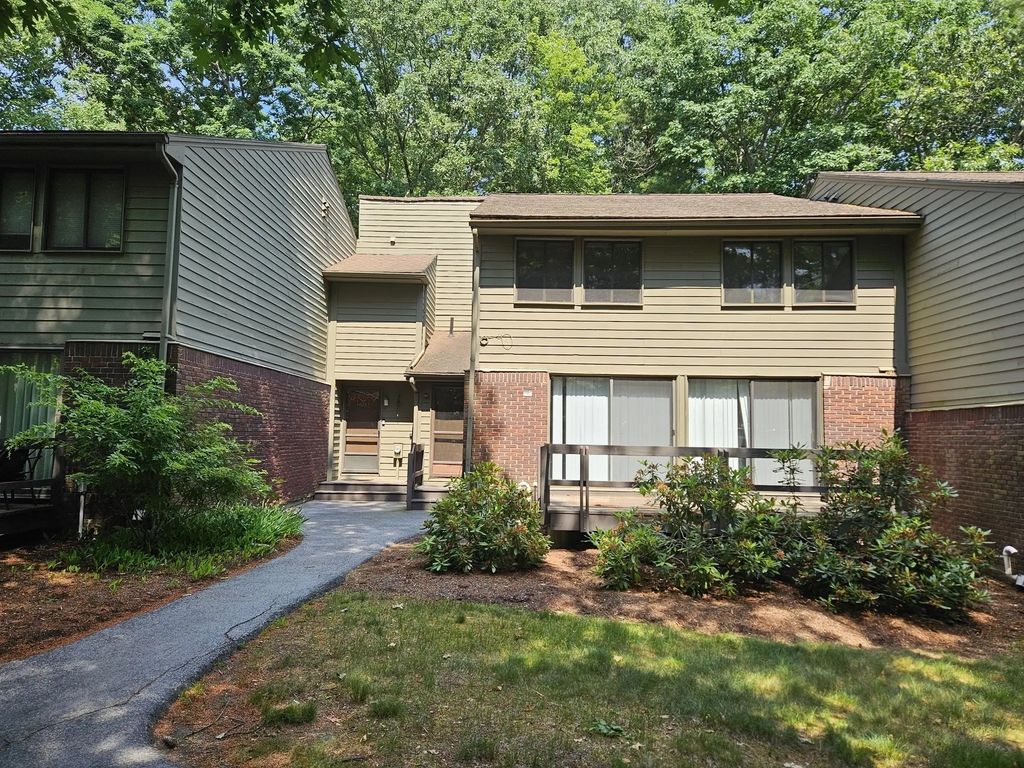 604 Old Stone Brook #4, Acton
