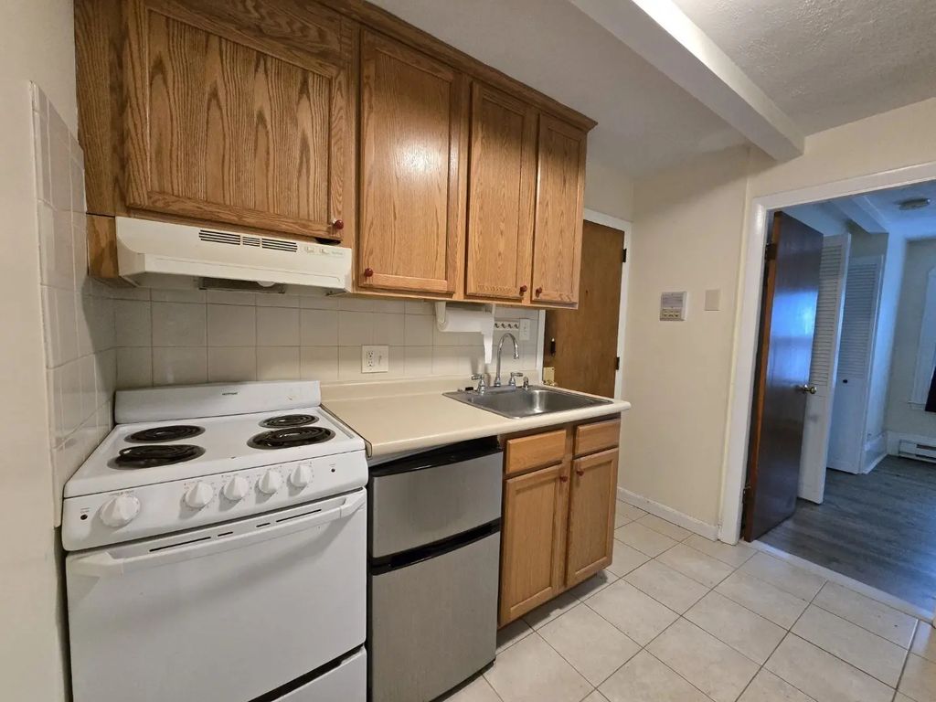 11 Grove Street #2, Boston