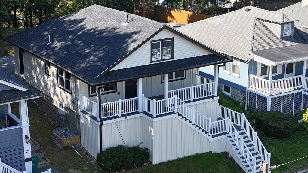 23 Murray Hill Rd, Medford