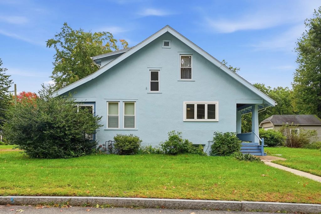 102 Tiffany St, Springfield