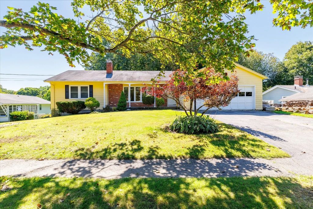 36 Barry Rd, Worcester