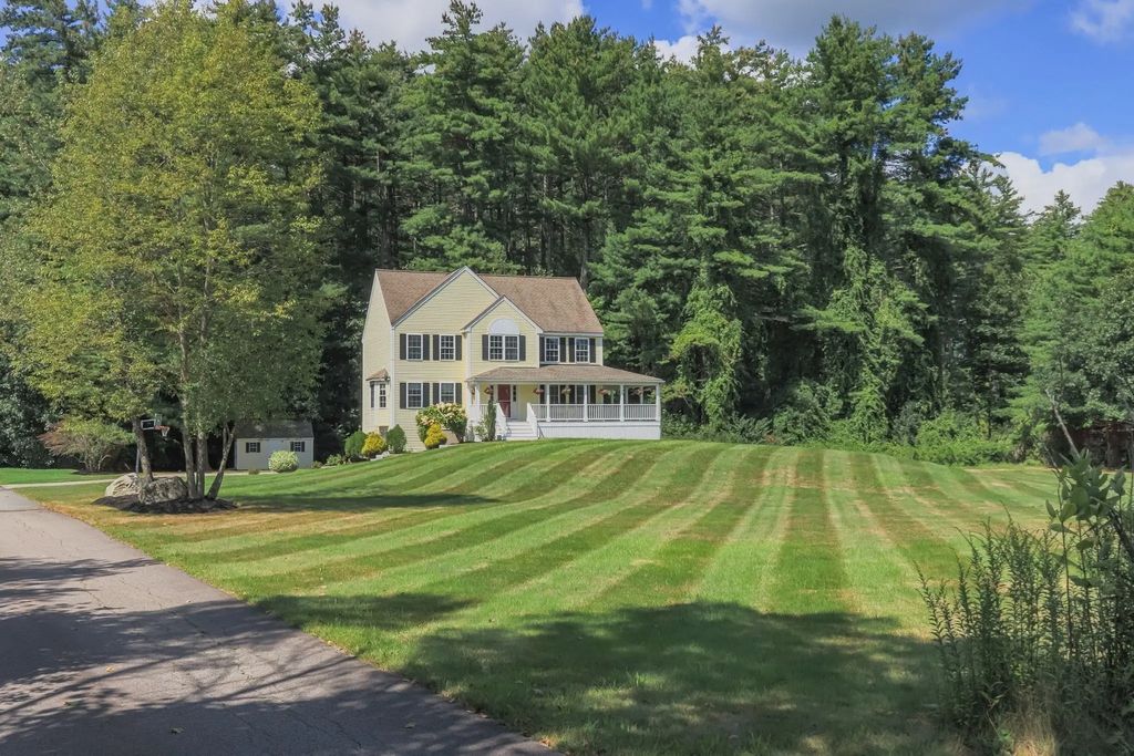 197 Mill Street, Groton