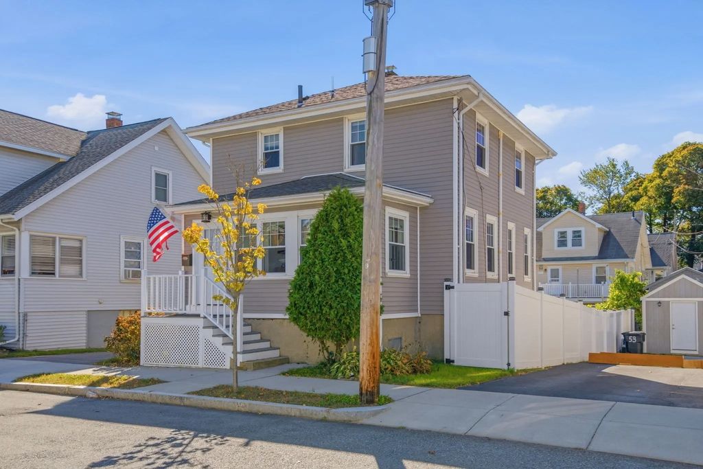 55 Sharon Rd, Quincy