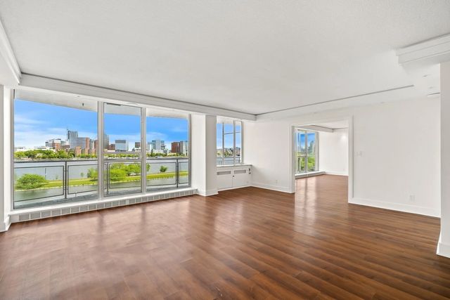 330 Beacon St #65/66, Boston