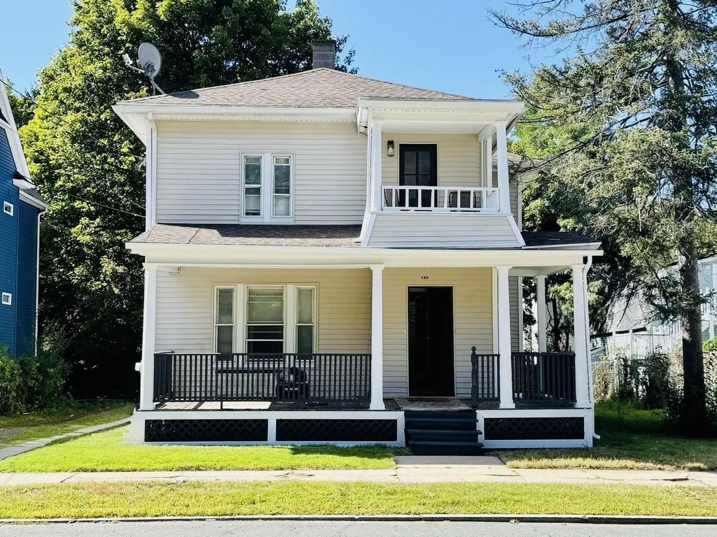 130 Myrtle St, Springfield