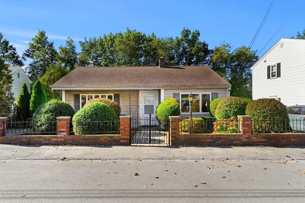 164 Ridge Rd, Revere