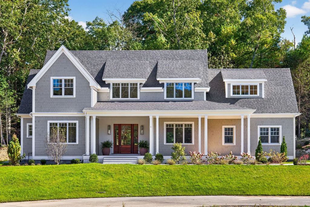1 Mcsweeney Lane, Falmouth