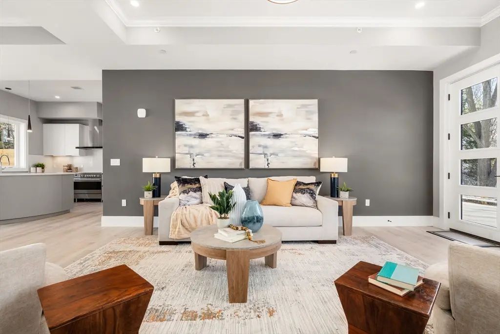 30 Wilson Cir #30, Newton