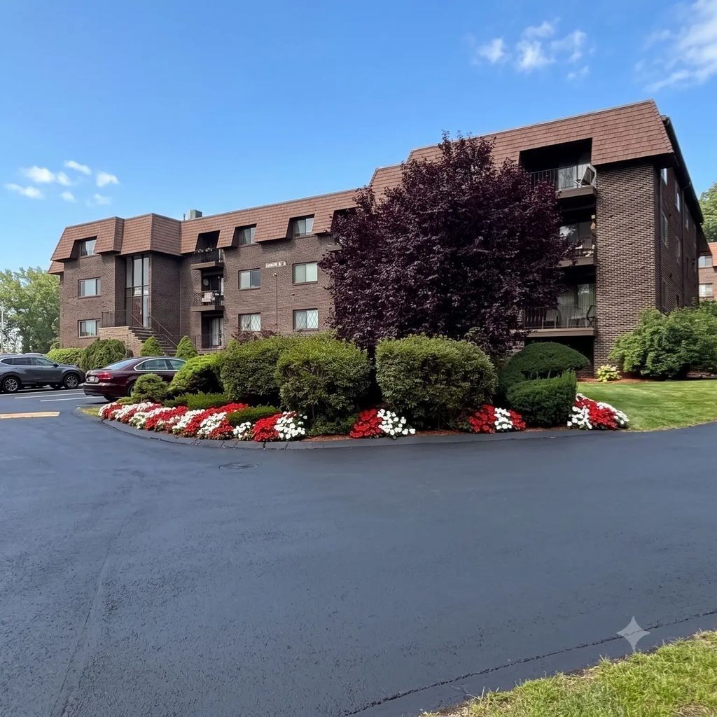 5 Thomas St #p4, Saugus