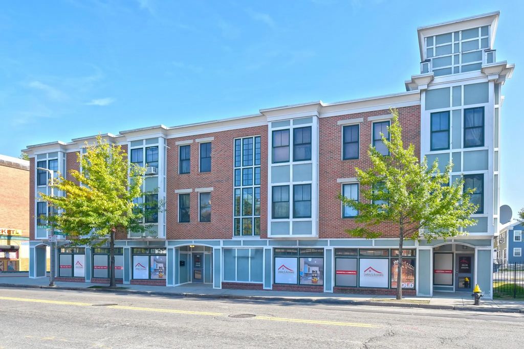 350 Blue Hill Ave, Boston