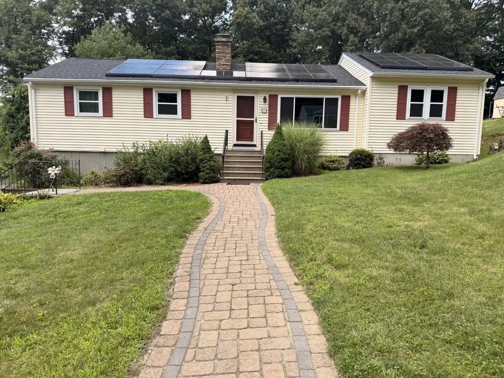 57 Laurel Ln, Bellingham