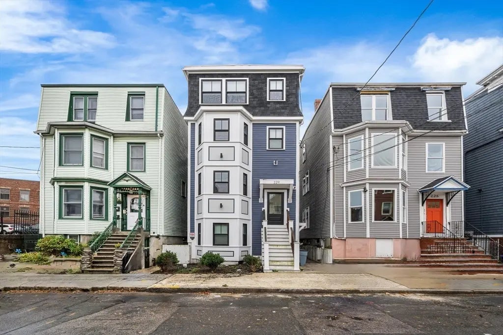 229 E Eagle St #2, Boston