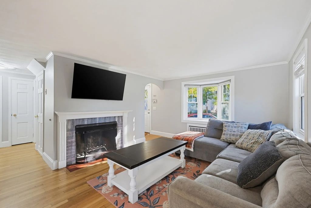 57 Harrington Ave, Quincy