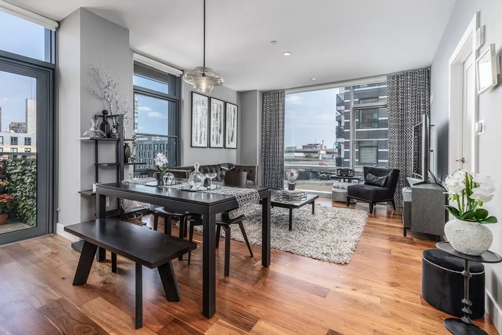 32 Traveler St #510, Boston