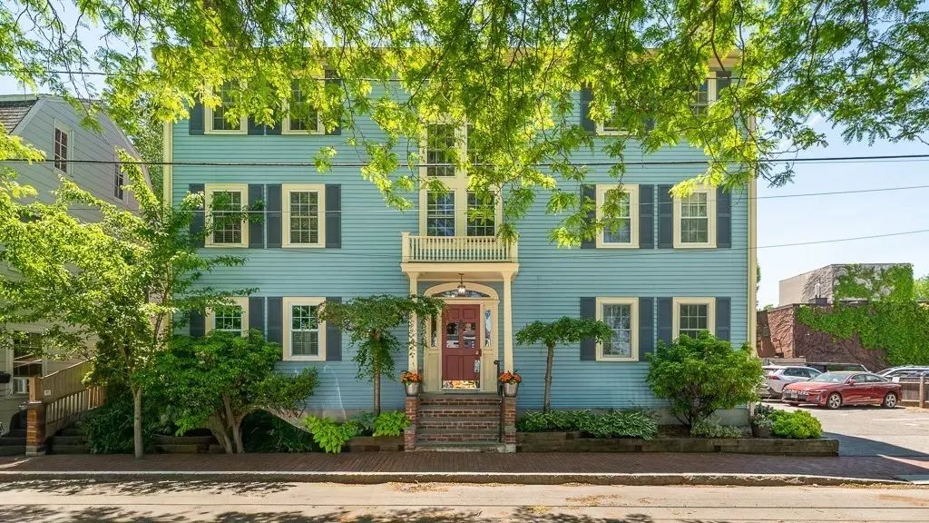 6 Temple Street #3, Newburyport