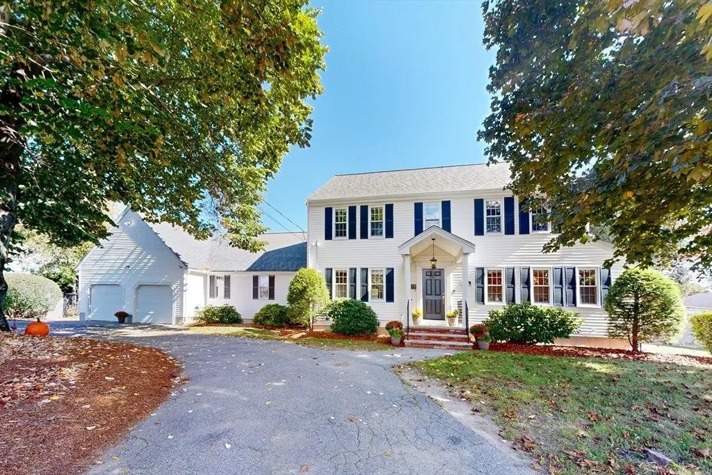 794 Neponset St, Norwood