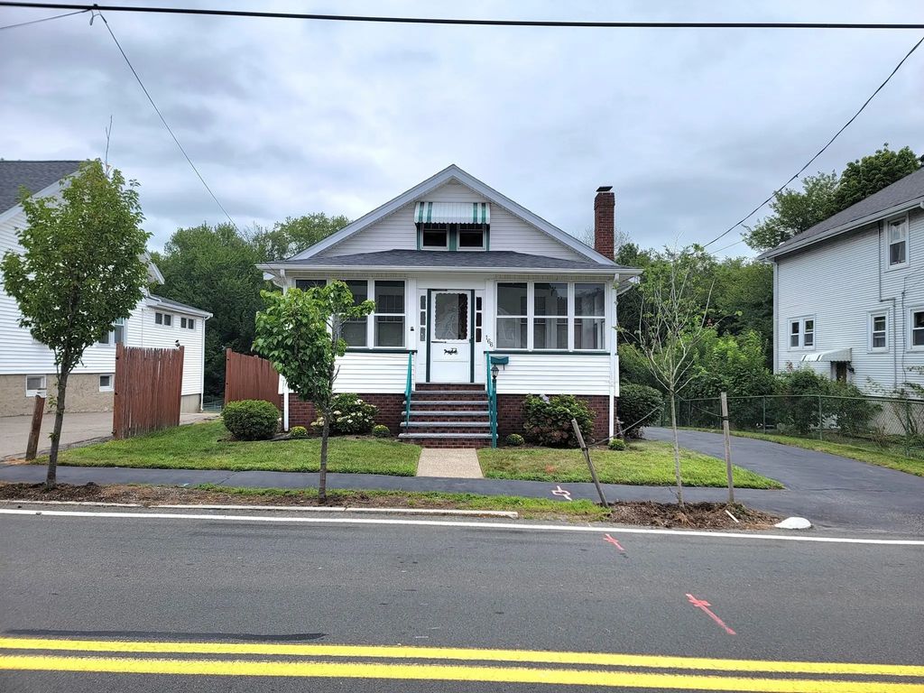 166 Harvard St, Quincy