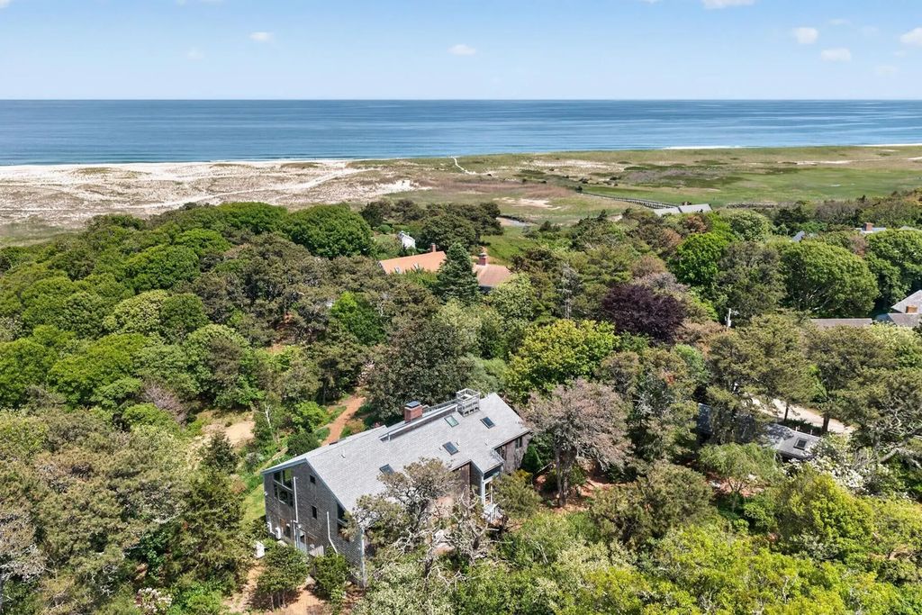 17 Gosnold Road, Orleans