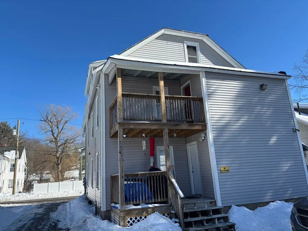 68 Laurel St #2, Athol