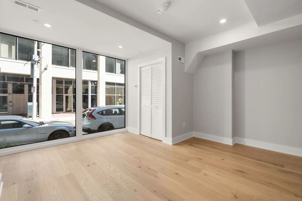 230 Friend Street #1, Boston