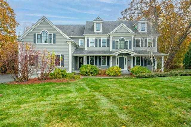 4 Whittier Rd, Lexington