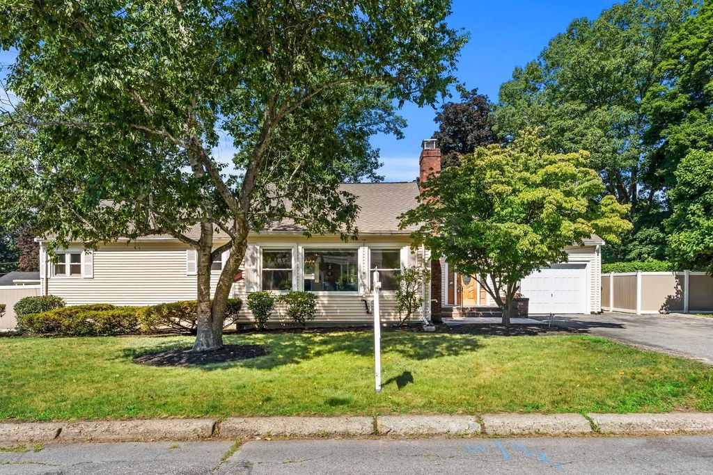 173 Florence Rd, Lowell