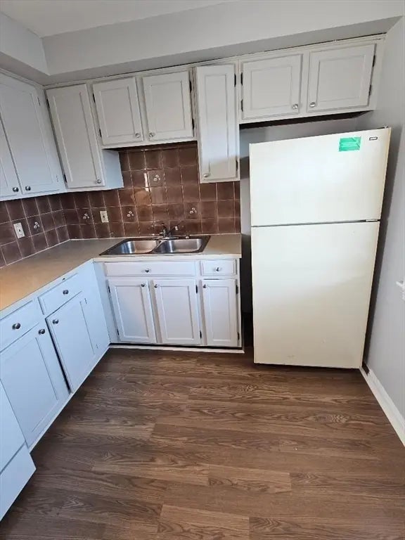 371 4th #2w, Fall River