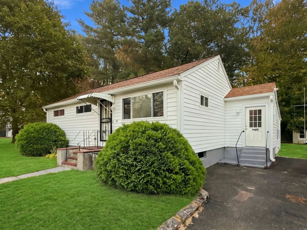 67 Rindone St, Holbrook