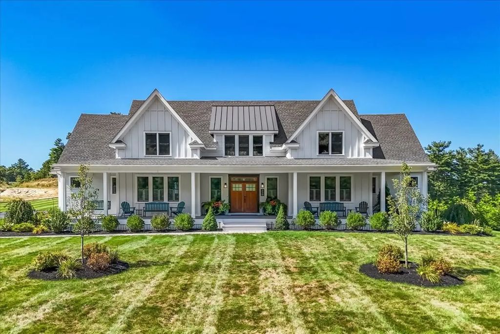 330 Country Club Way, Kingston