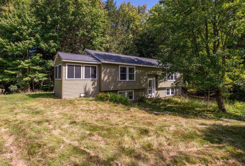 201 Lakeshore Drive, Ashburnham
