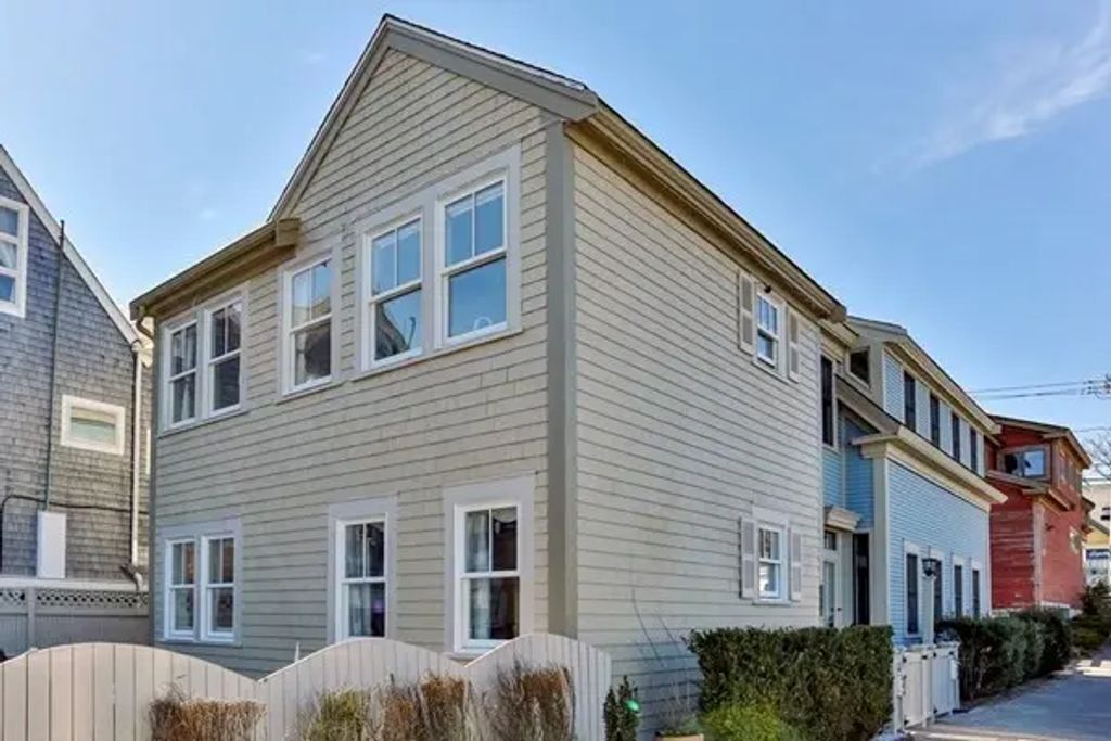 361b Commercial #u3, Provincetown