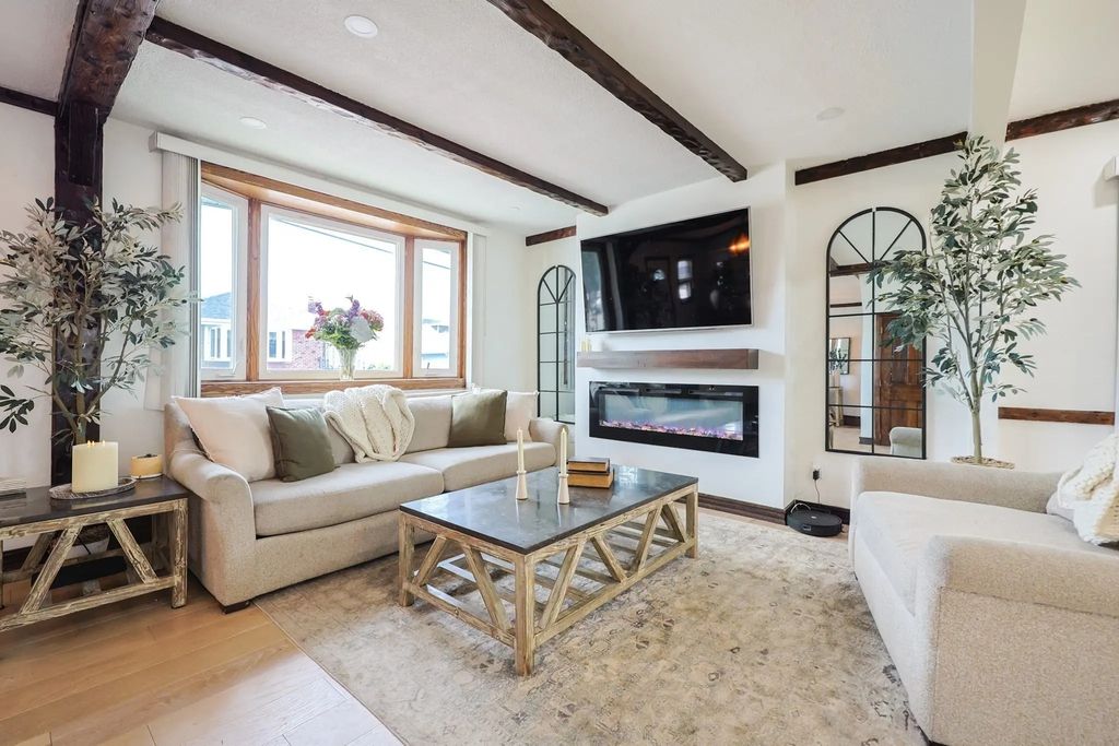 115 Charger St, Revere