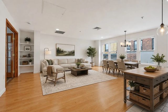 1 Davenport Street #8, Cambridge