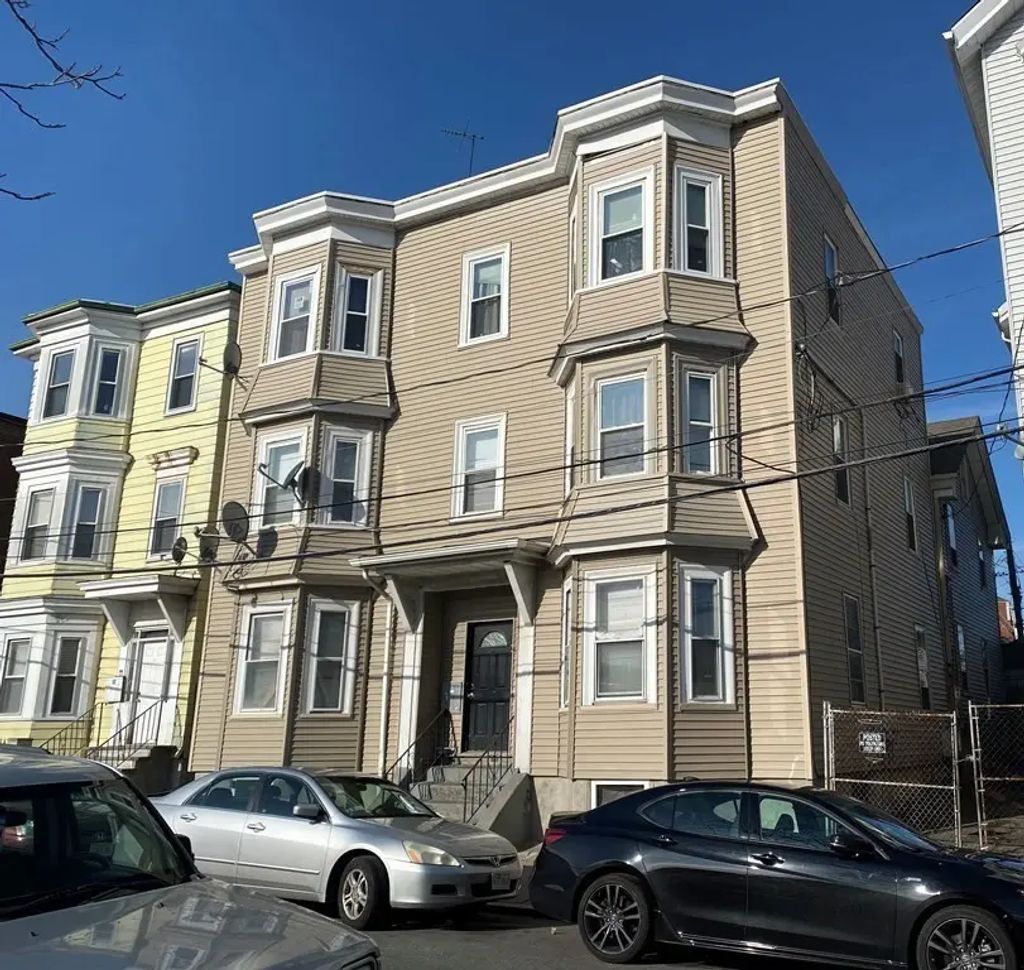 24-24a Clarence, Boston