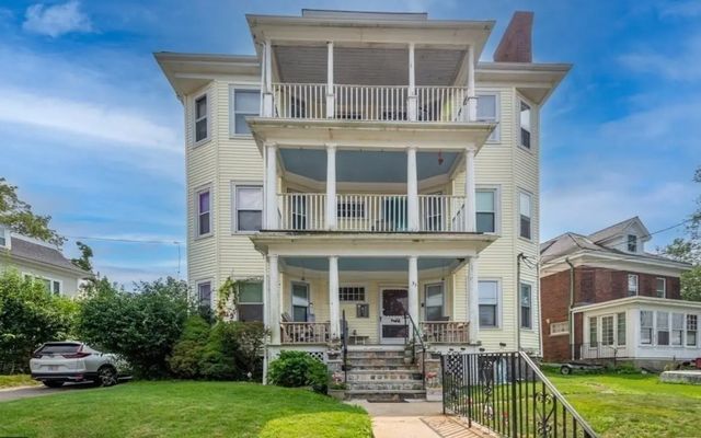 33 Oak St, Boston