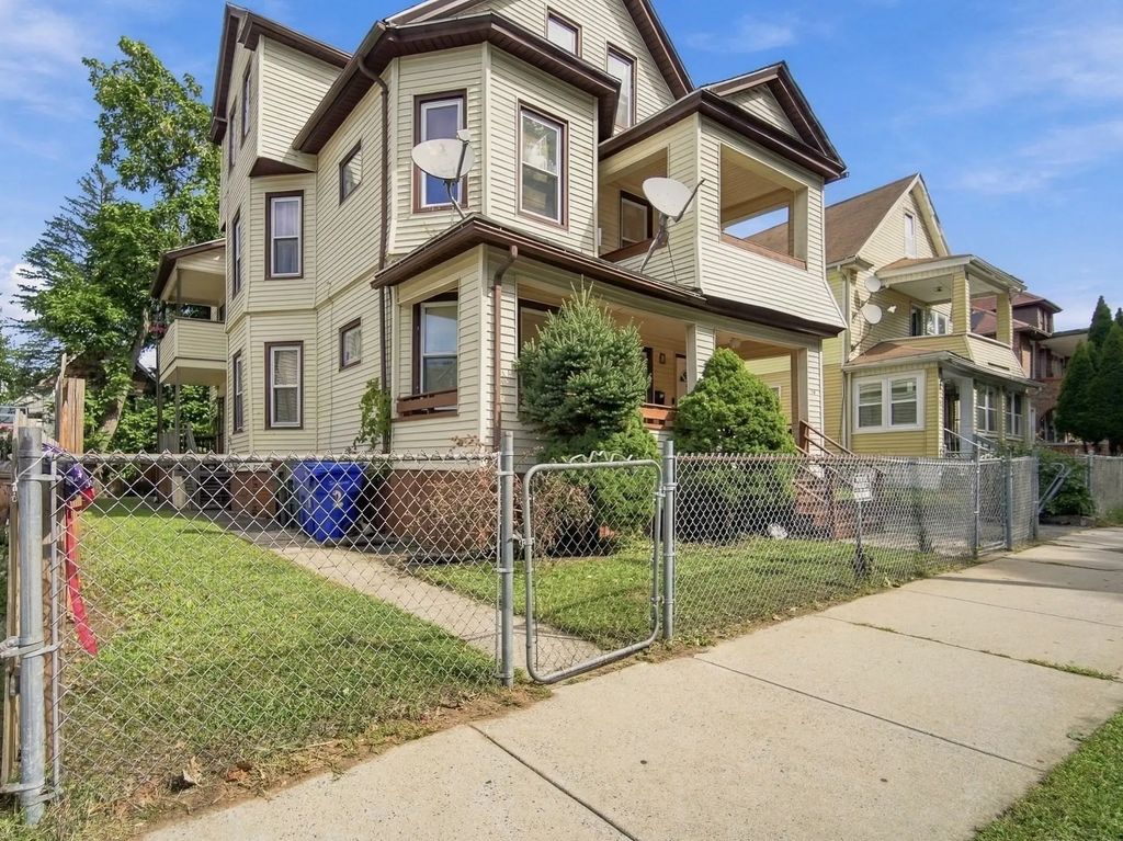 50 Orange St, Springfield