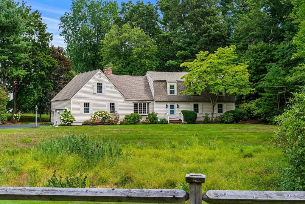 1 Homestead Circle, Andover