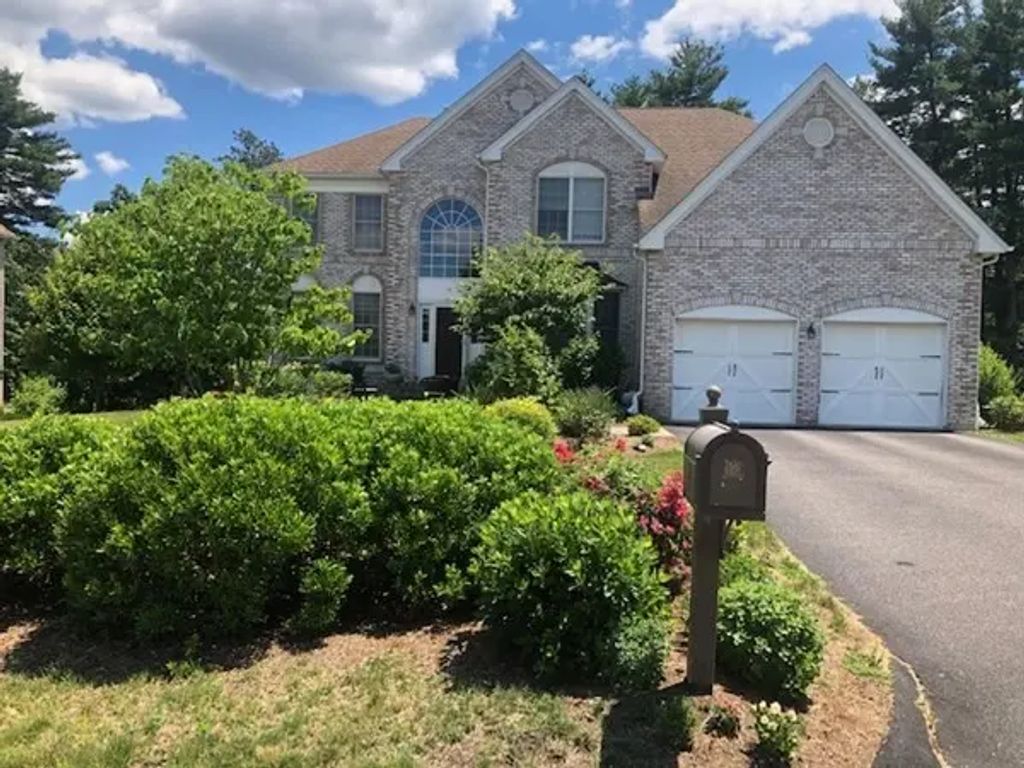 79 Endean Dr, Walpole