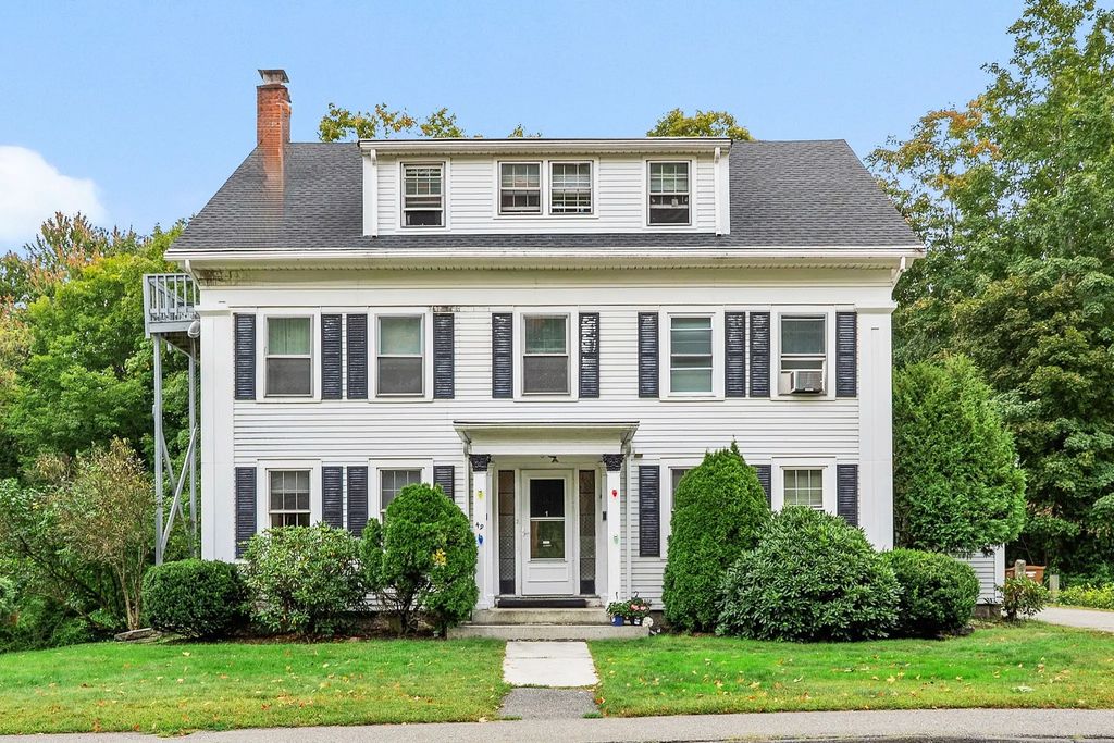 49 South St, Northborough