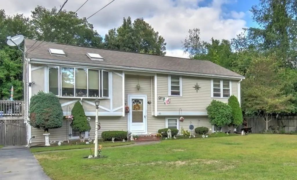 85 Hubbard Ave., Brockton